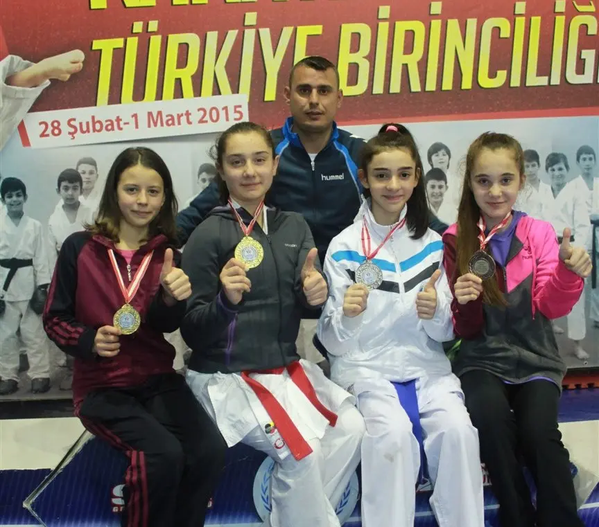 Haber: Karateciler  Samsun’da Parladı - Öne Çıkan