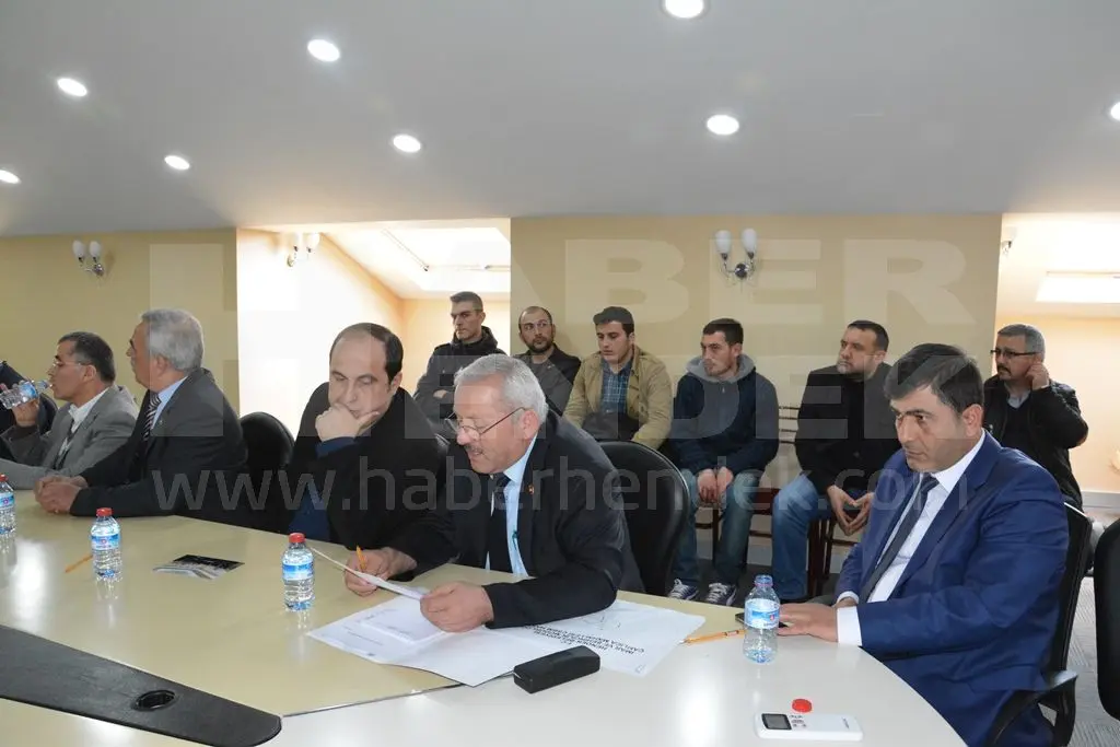 Haber: Hendek Belediye Meclis Toplantısında  İnci gerginliği - Galeri-2