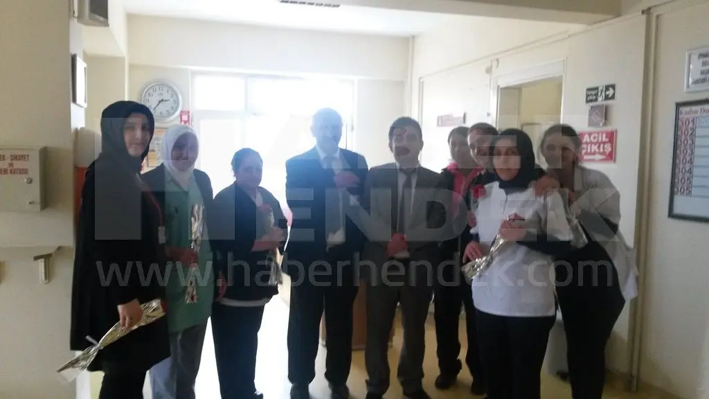 Haber: Hastane Yönetimi Kadınlar Gününü Kutladı - Galeri-4