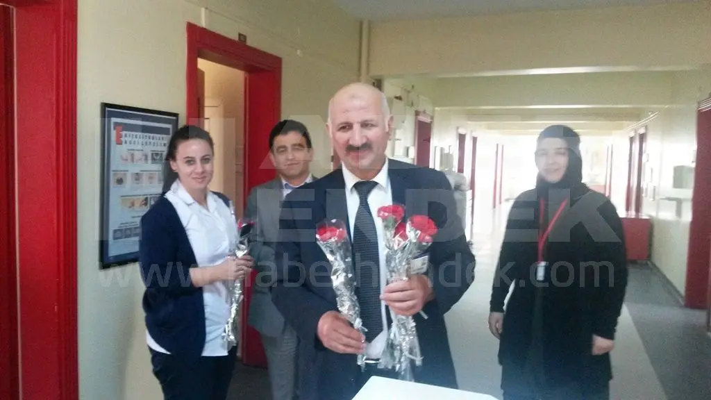 Haber: Hastane Yönetimi Kadınlar Gününü Kutladı - Galeri-3