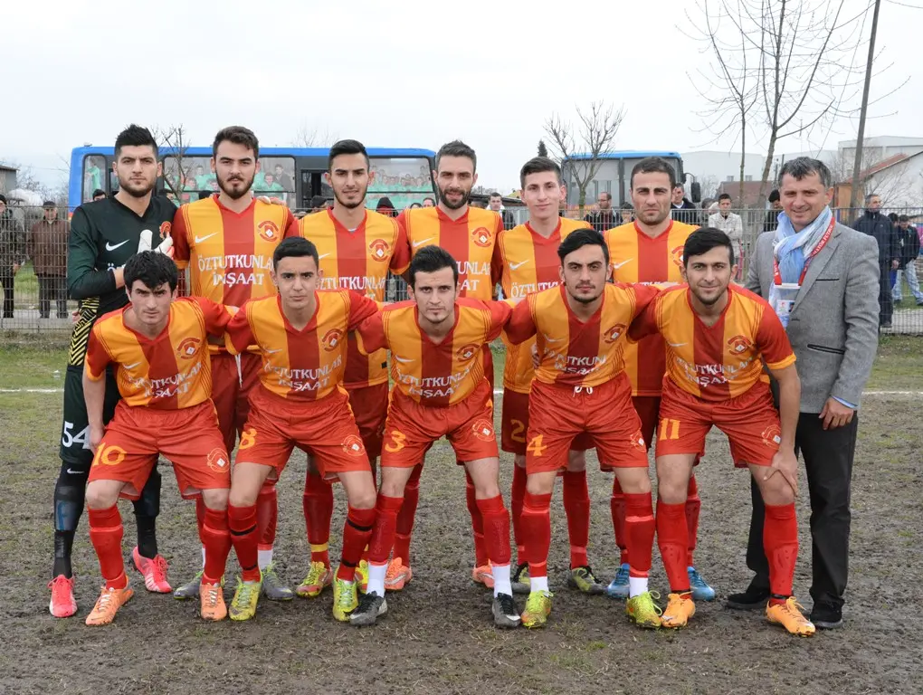 Haber: Akovaspor Şampiyonluk Turunu Evinde Atacak - Öne Çıkan