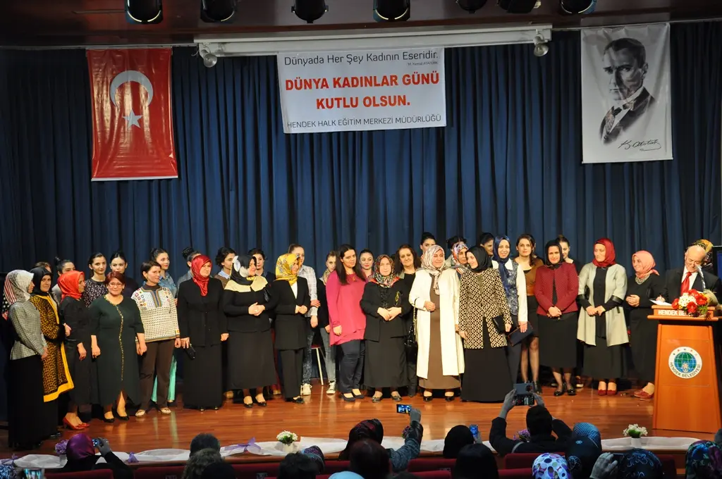 Haber: Hendek Halk Eğitim Merkezinden Bir Etkinlik Daha - Galeri-11