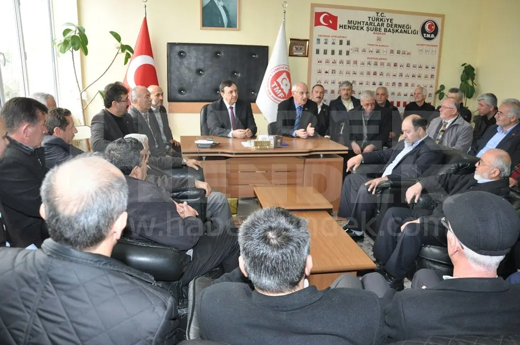 Haber: Toçoğlu Hendek’te Muhtarlarla Buluştu - Galeri-2