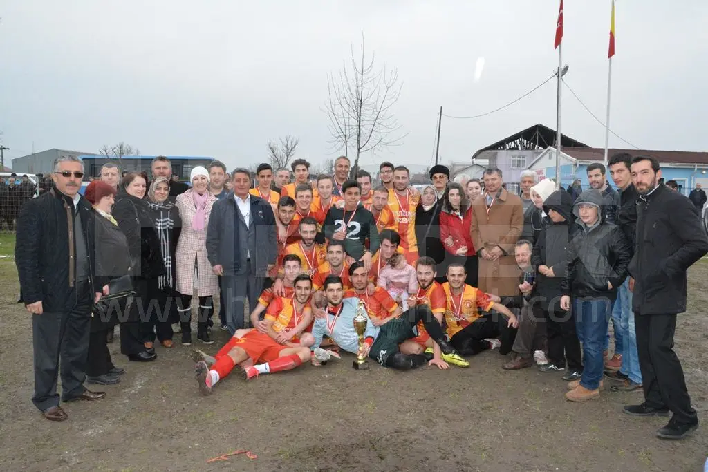 Haber: Şampiyon Akovaspor Süper Amatör Kümede - Öne Çıkan
