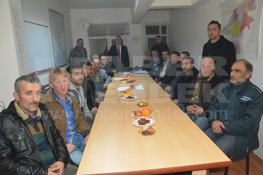 Haber: MHP Hendek Teşkilatı, Mahalle Başkanları ile Buluşuyor - Öne Çıkan
