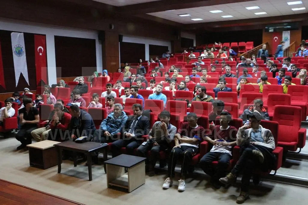 Haber: Öğrenciler Kıyasıya Mücadele Etti - Galeri-3