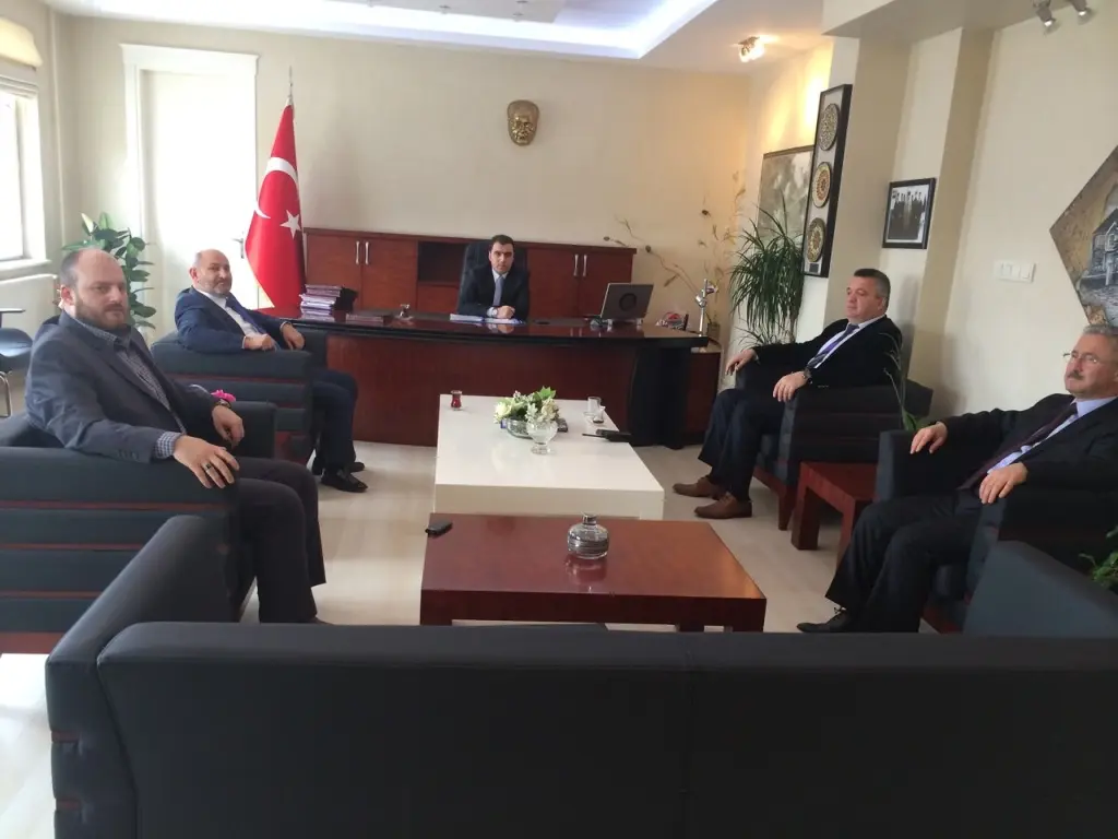 Haber: Püsküllü , Kaymakam Mehmet Yıldız’ı ziyaret etti - Öne Çıkan
