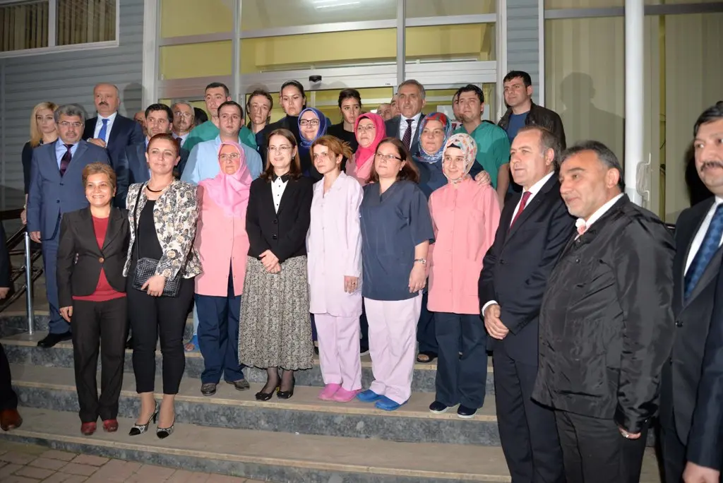 Haber: Bakan İslam’dan Hendek Ziyareti - Öne Çıkan