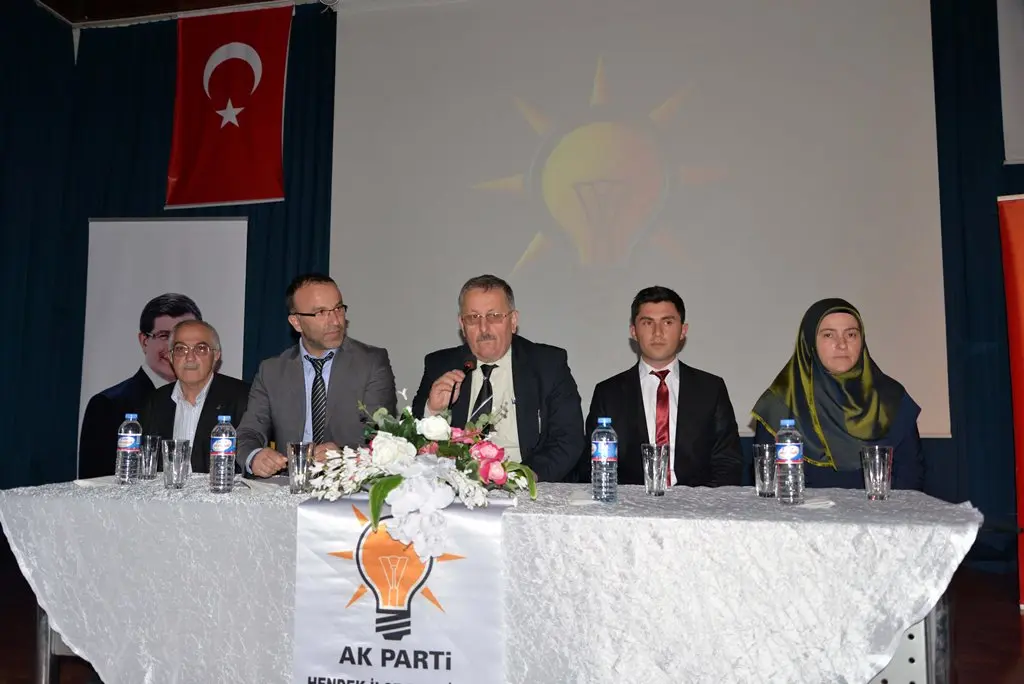 Haber: AK Parti Hendek İlçe Danışma yapıldı - Galeri-2