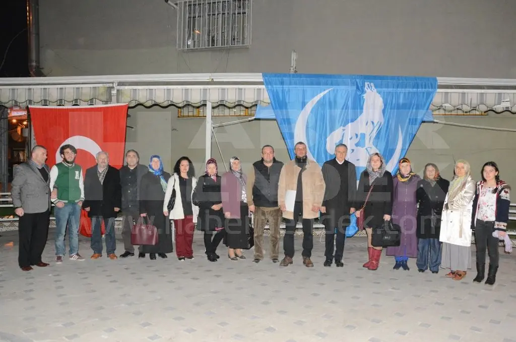 Haber: Başbuğ Alparslan Türkeş dualarla anıldı - Galeri-3