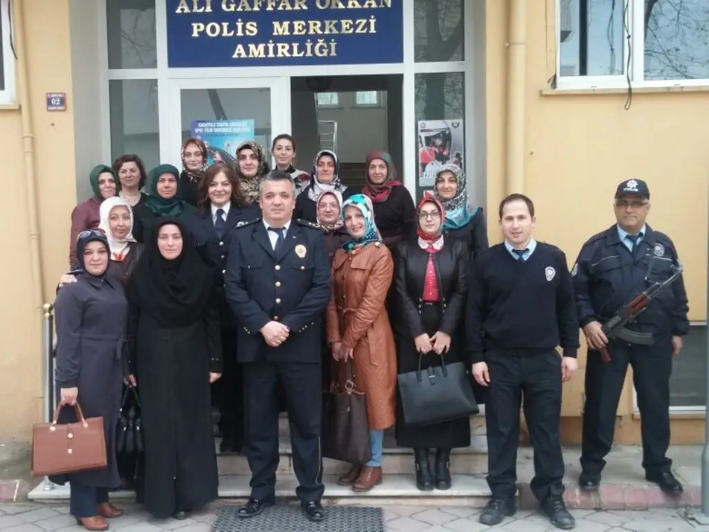 Haber: AK Partili Kadınlardan Emniyete Ziyaret - Öne Çıkan