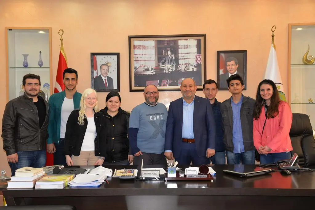 Haber: Genç tiyatrocular, Başkan Püsküllü’yü ziyaret etti - Öne Çıkan