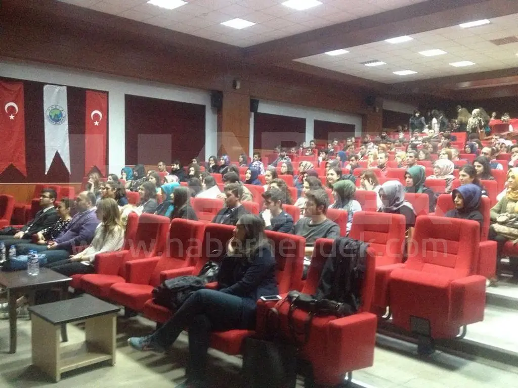 Haber: Özel Eğitim Bölümünden Otizm ile ilgili konferans - Galeri-1