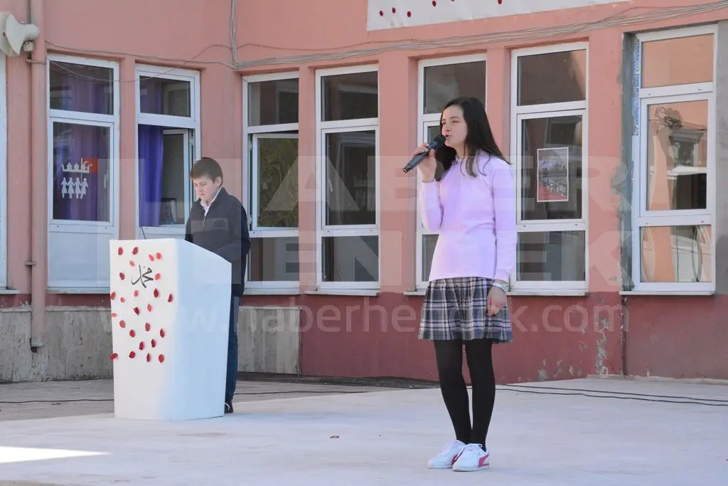 Haber: Aşağı Çalıca Ortaokulu Kutlu Doğum Haftasını Kutladı - Galeri-2