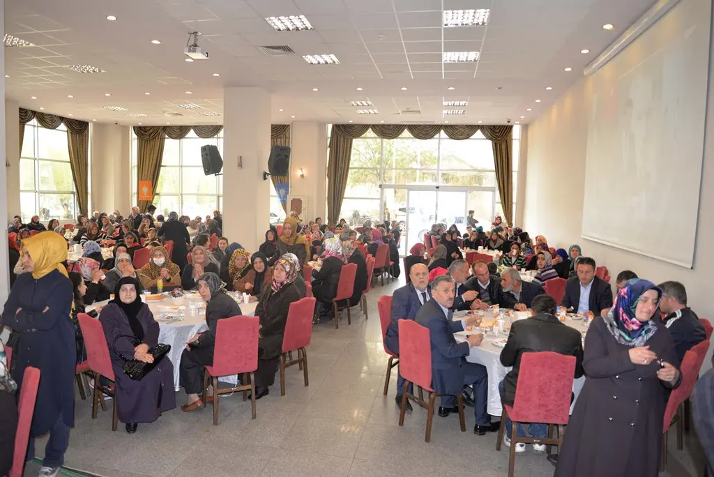 Haber: Hendekli kadınlardan Milletvekili Adaylara karşılama - Galeri-2