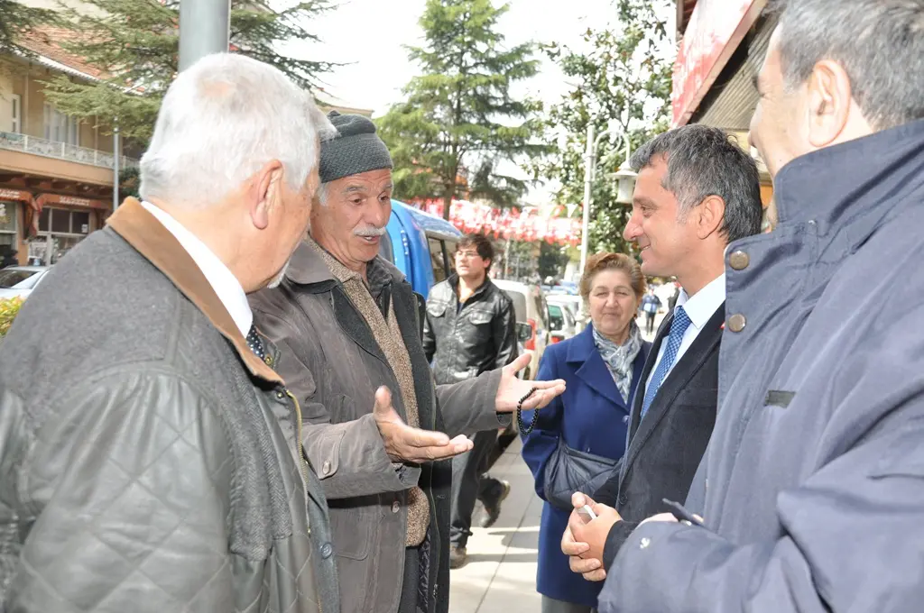 Haber: Ayhan BAL Esnaf Ziyaretlerini Sürdürüyor - Galeri-3