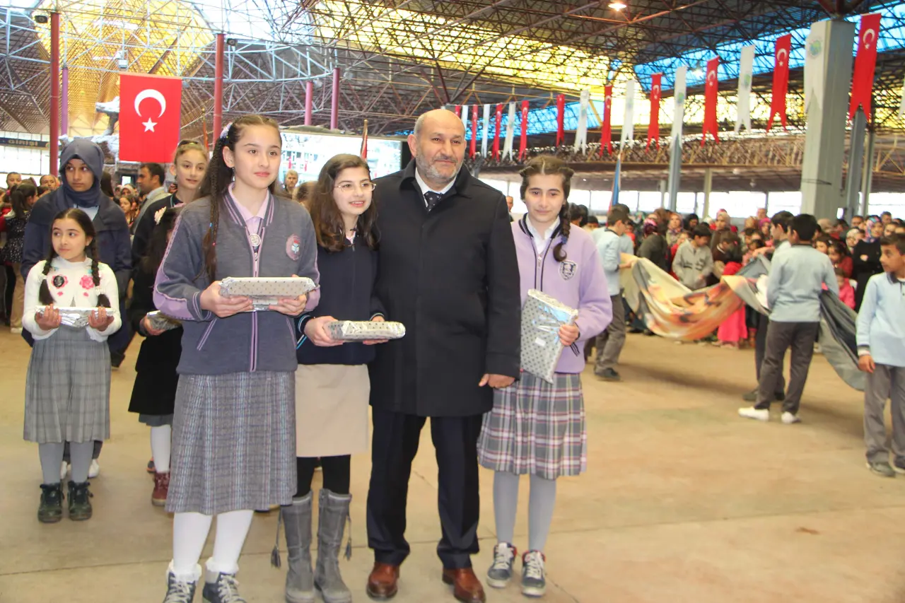 Haber: Hendek’te 23 Nisan Coşkusu - Galeri-1