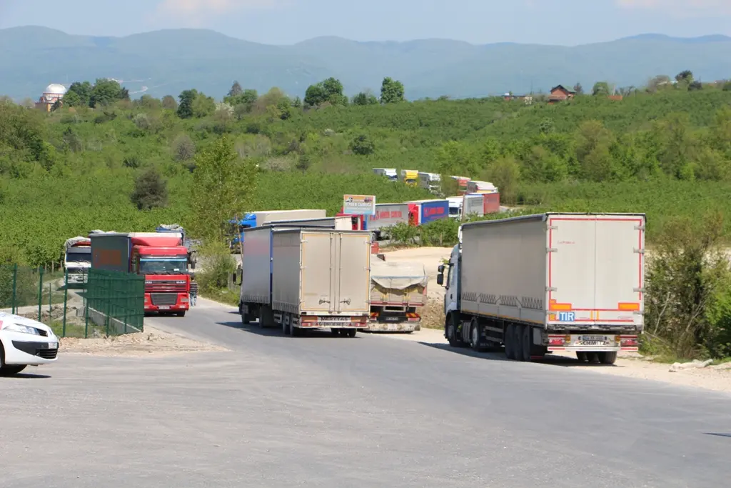 Haber: TIRCILAR KOOPERATİFİ ÜYELERİ’NDEN EYLEM - Öne Çıkan