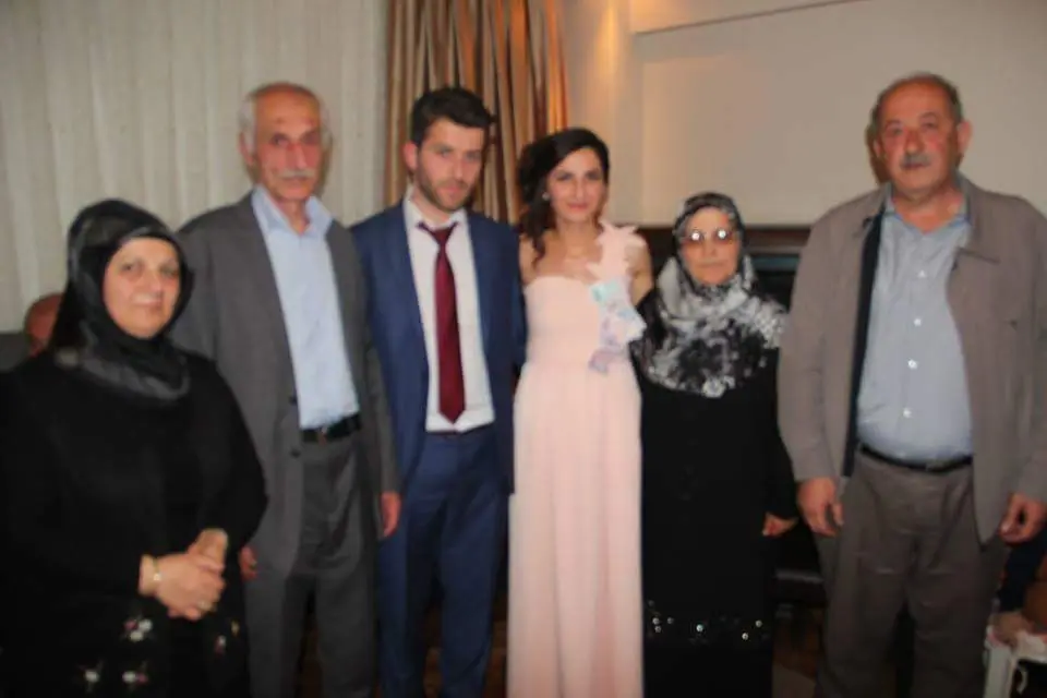 Haber: EVLİLİĞE İLK ADIMI ATTILAR - Galeri-2
