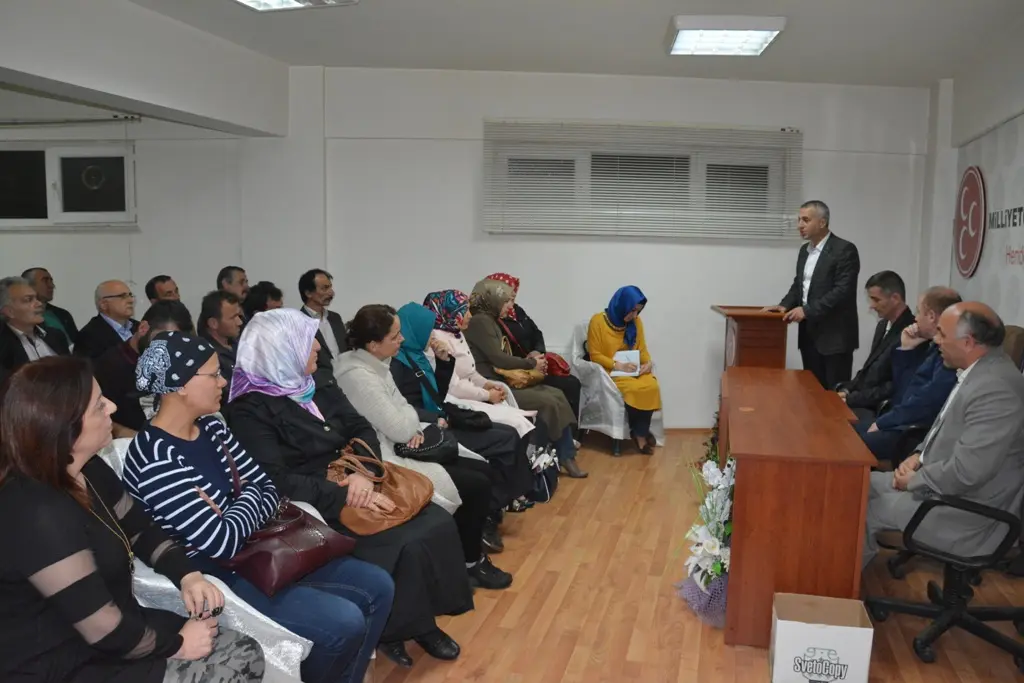 Haber: MHP Hendek\'te Eğitim Programları devam Ediyor - Öne Çıkan