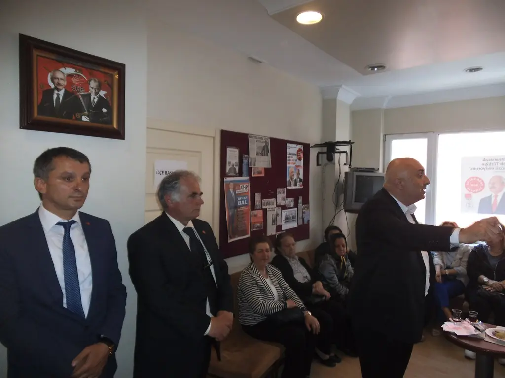 Haber: Özkoç Hendek'te toplantıya katıldı. - Öne Çıkan