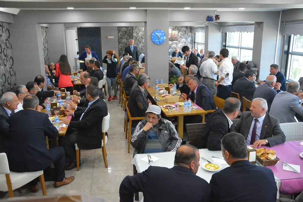Haber: HENDEK'Lİ MUHTARLAR MHP İLE BULUŞTU - Galeri-9