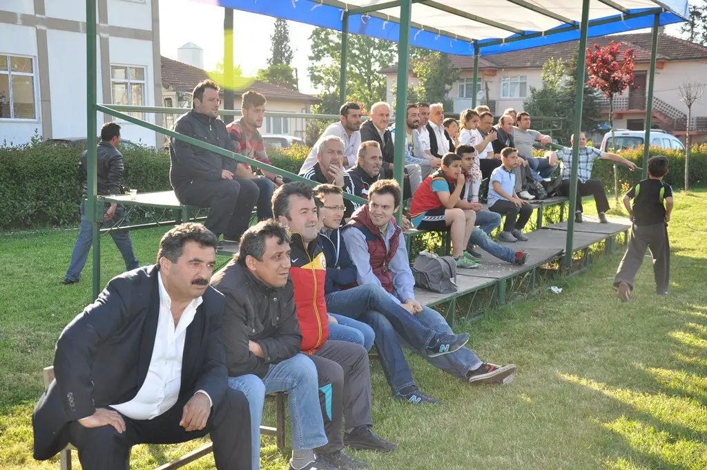 Haber: SARILAR FINDIK’TAN GOL YAĞMURU - Galeri-5