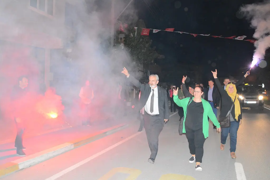 Haber: ‘ AKP Devletin Memurlarını Hükümetin Memurları Haline Dönüştürdü ’ - Galeri-1