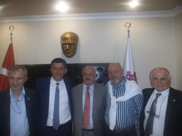 CHP Milletvekili Adayı  Hüseyin  Avni Şahin Hendek'te