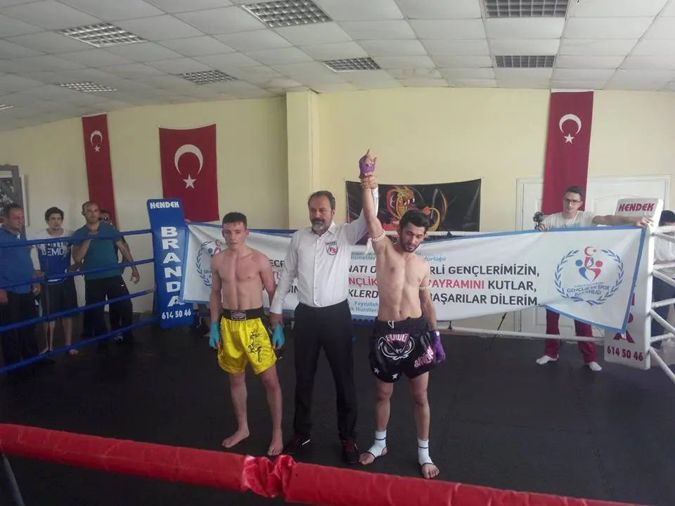 Haber: MUAY THAİ GENÇLİK KUPASI NEFESLERİ KESTİ - Galeri-5