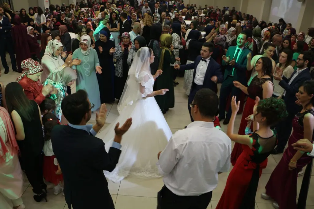 Haber: AYŞEGÜL& BEDİRHAN BİR ÖMÜR HAYATA YELKEN AÇTILAR - Galeri-2