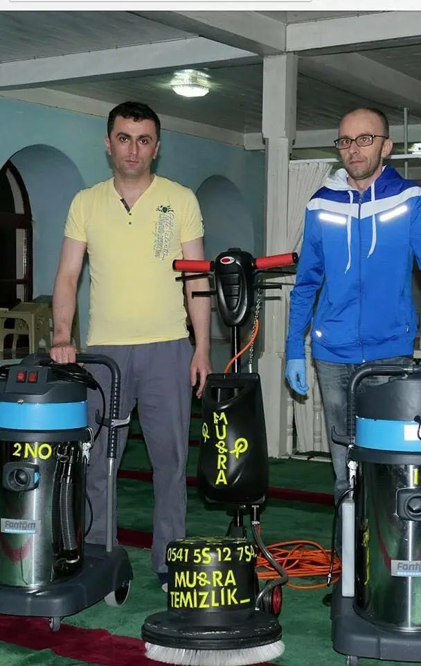 Haber: Camilere Ramazan Temizliği - Öne Çıkan