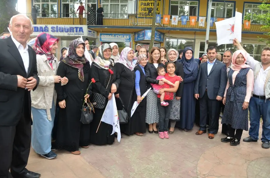 Haber: AK Partili Vekiller Hendeklilerle buluştu - Galeri-1