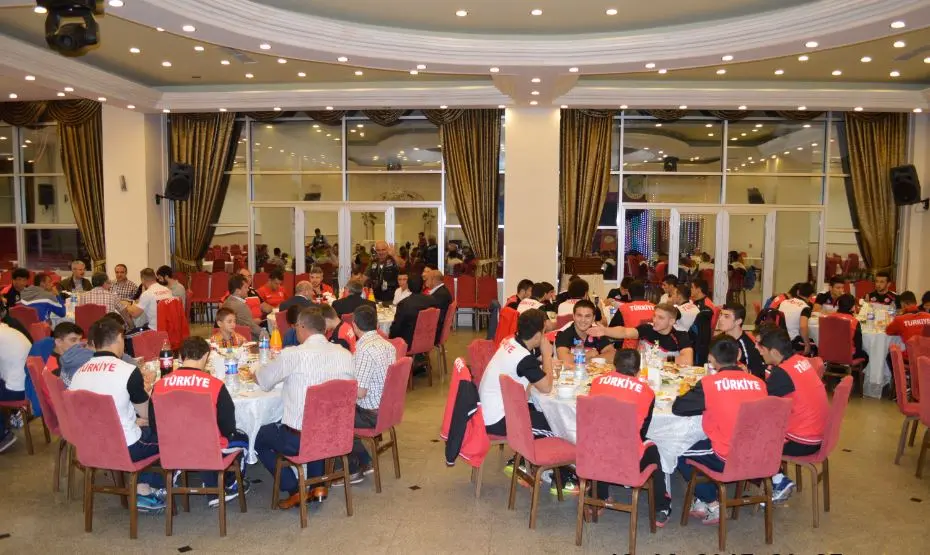 Haber: Güreş Milli Takımı iftarda buluştu - Öne Çıkan