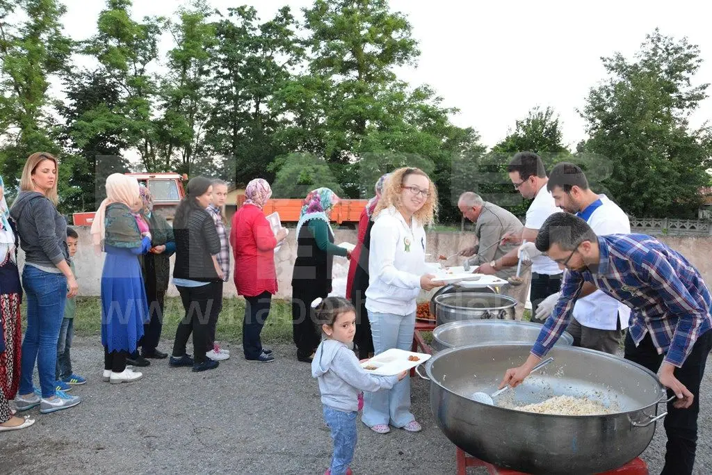 Haber: Yağbasanlılar  İftarda buluştu - Galeri-4
