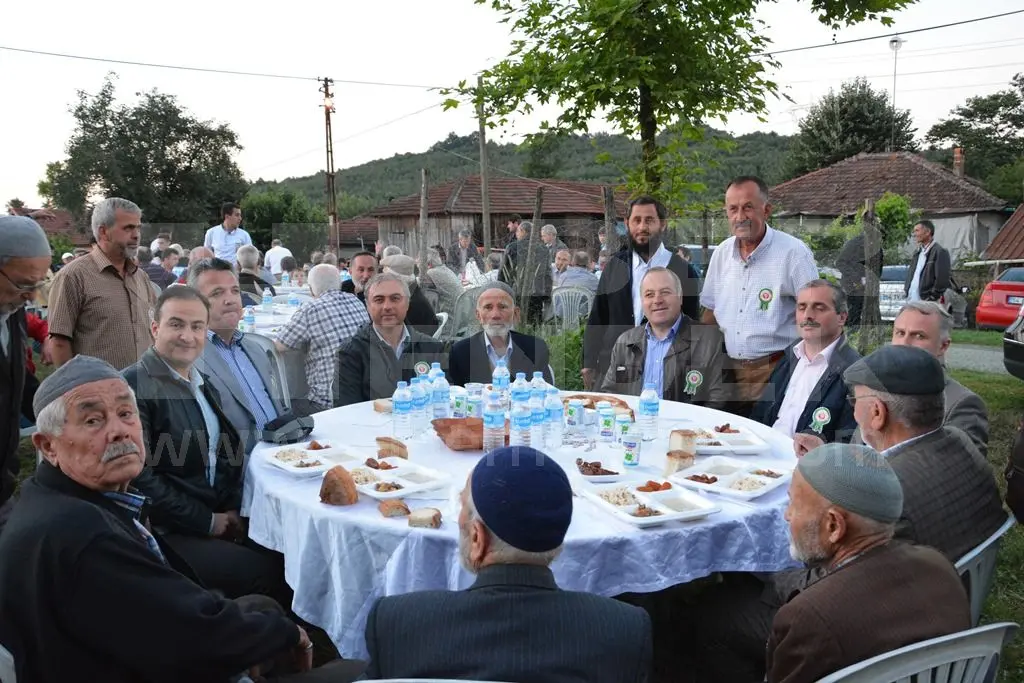 Haber: Yağbasanlılar  İftarda buluştu - Galeri-2