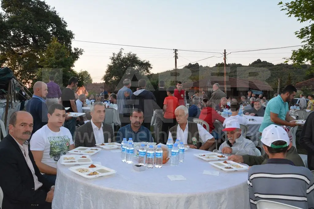 Haber: Yağbasanlılar  İftarda buluştu - Galeri-1