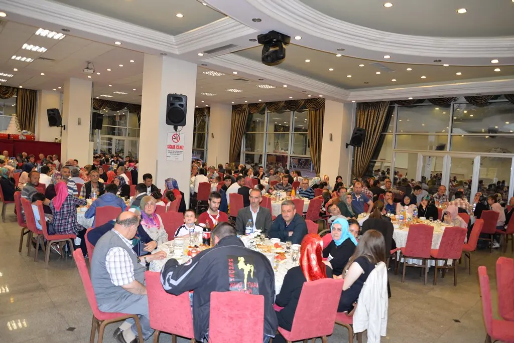 Haber: Hendek personeli iftarda buluştu - Öne Çıkan