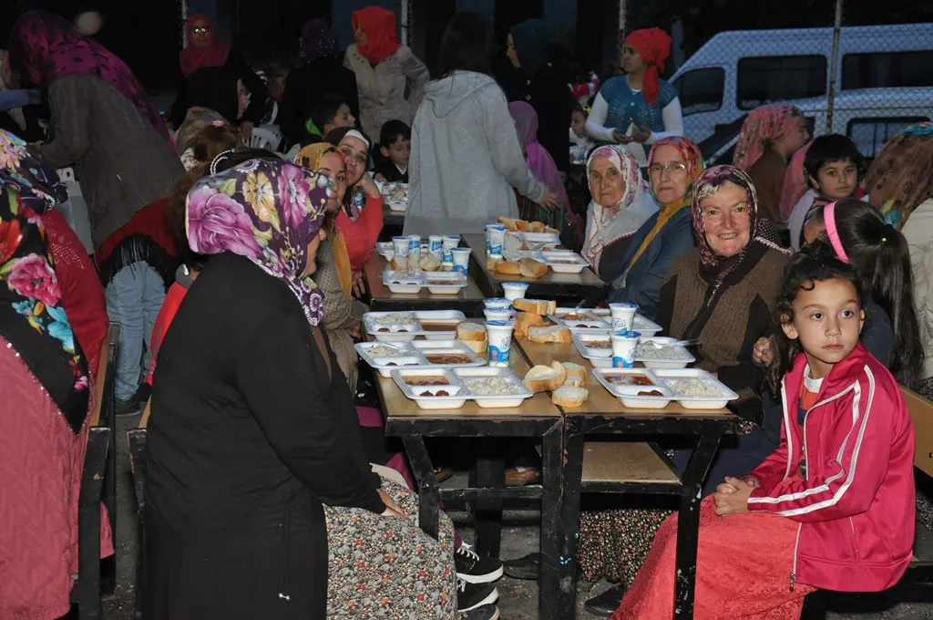 Haber: Ayvaz Ailesi Dikmen’de Buluştu - Galeri-4