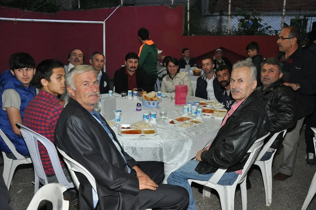 Haber: Ayvaz Ailesi Dikmen’de Buluştu - Galeri-2