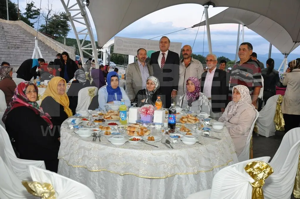 Haber: Şehit Ve Gazi Aileleri İftarda Bir Araya Geldi - Galeri-1