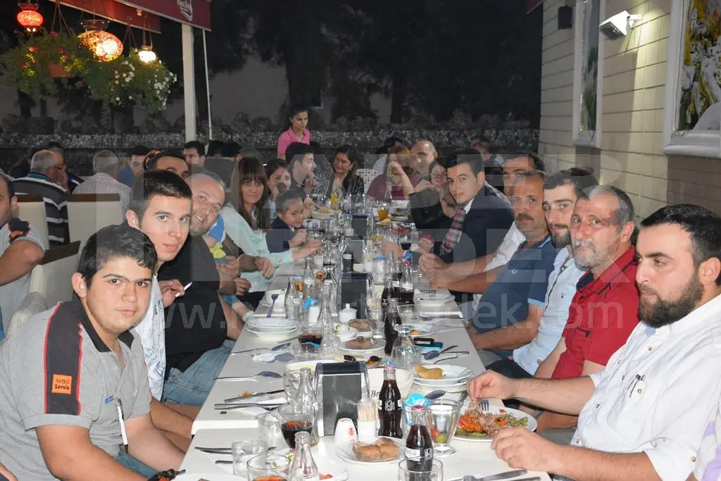 Haber: Arçelik,Beko ve İstikbal personeli İftar da buluştu - Galeri-3