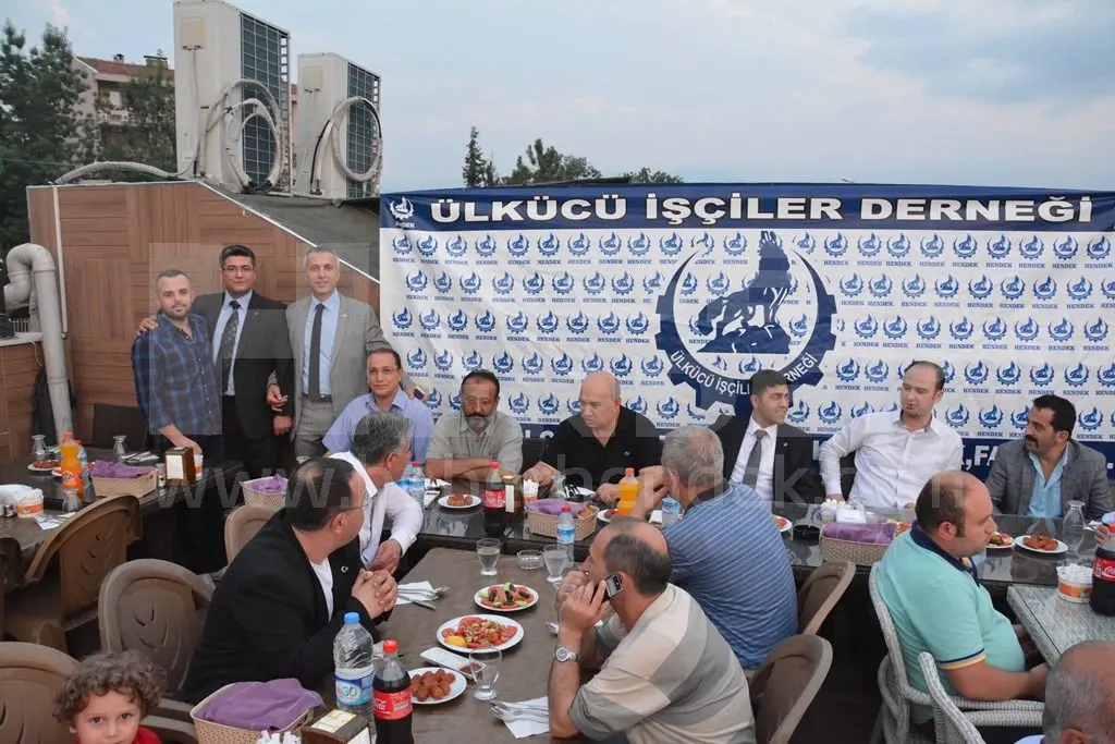 Haber: Hendek Ülkücü İşçiler Derneğinden İftar - Galeri-5