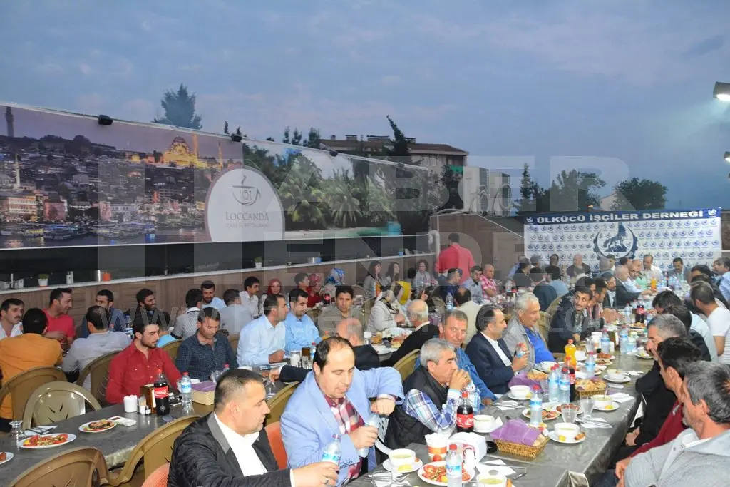 Haber: Hendek Ülkücü İşçiler Derneğinden İftar - Galeri-10