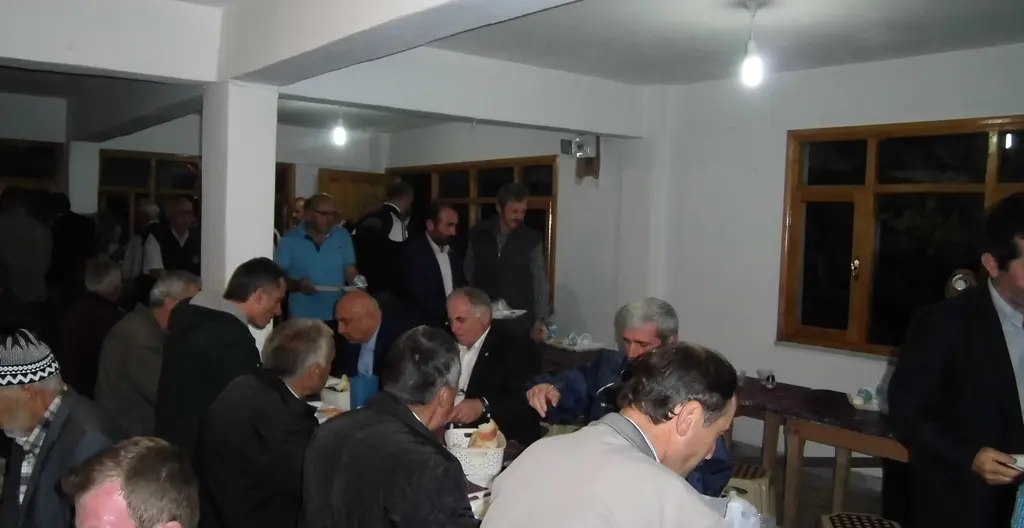 Haber: Gacalli Sülalesi İftarda Bir Araya Geldi - Galeri-1