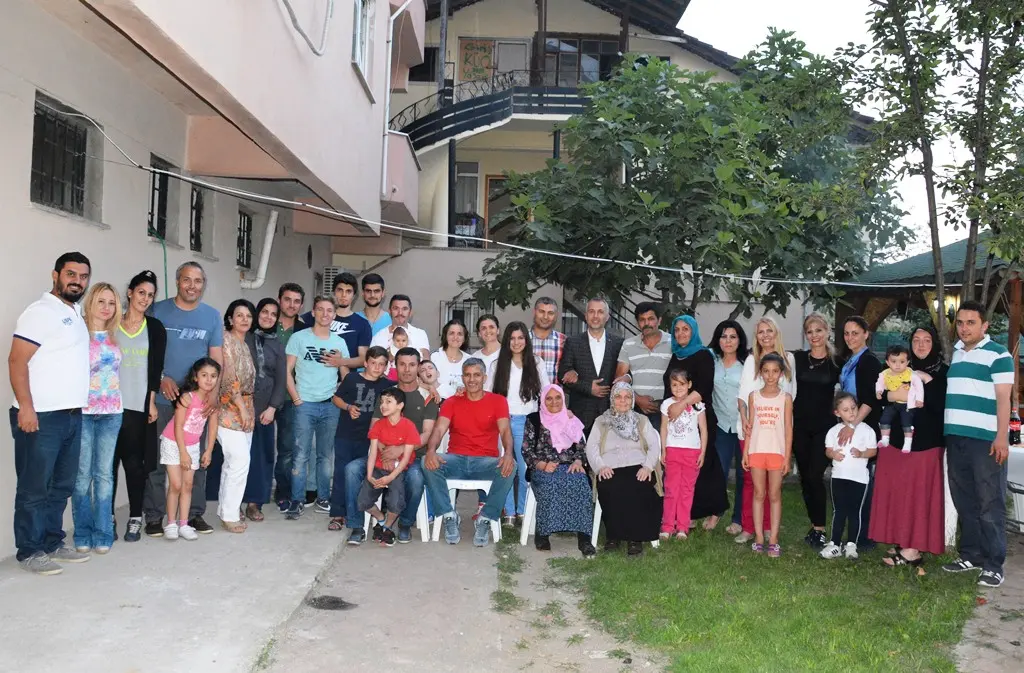 Haber: Akçay Ailesi iftarda buluştu - Öne Çıkan