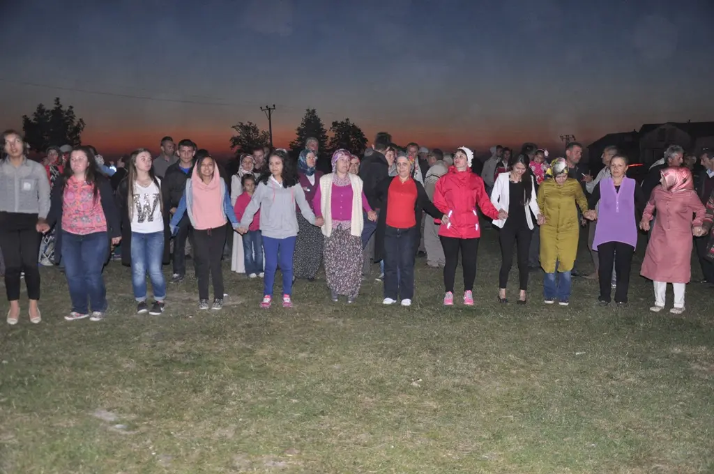Haber: Düğün İçin Yaylayı Seçtiler - Galeri-3