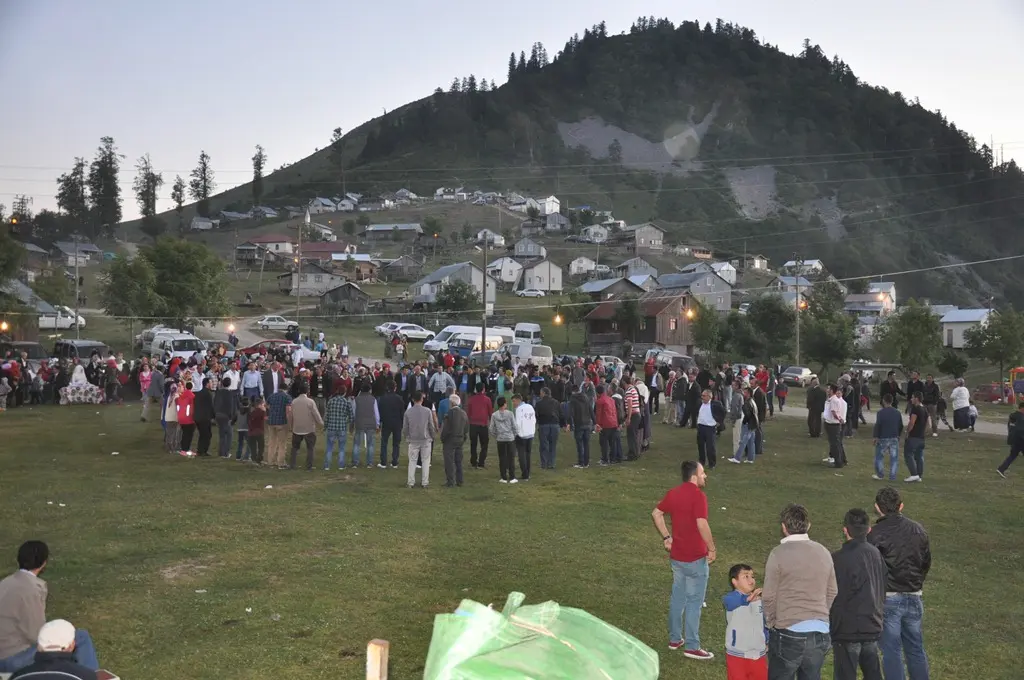 Haber: Düğün İçin Yaylayı Seçtiler - Galeri-1