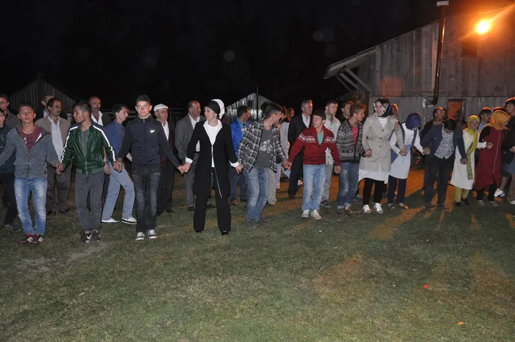 Haber: Düğün İçin Yaylayı Seçtiler - Galeri-2