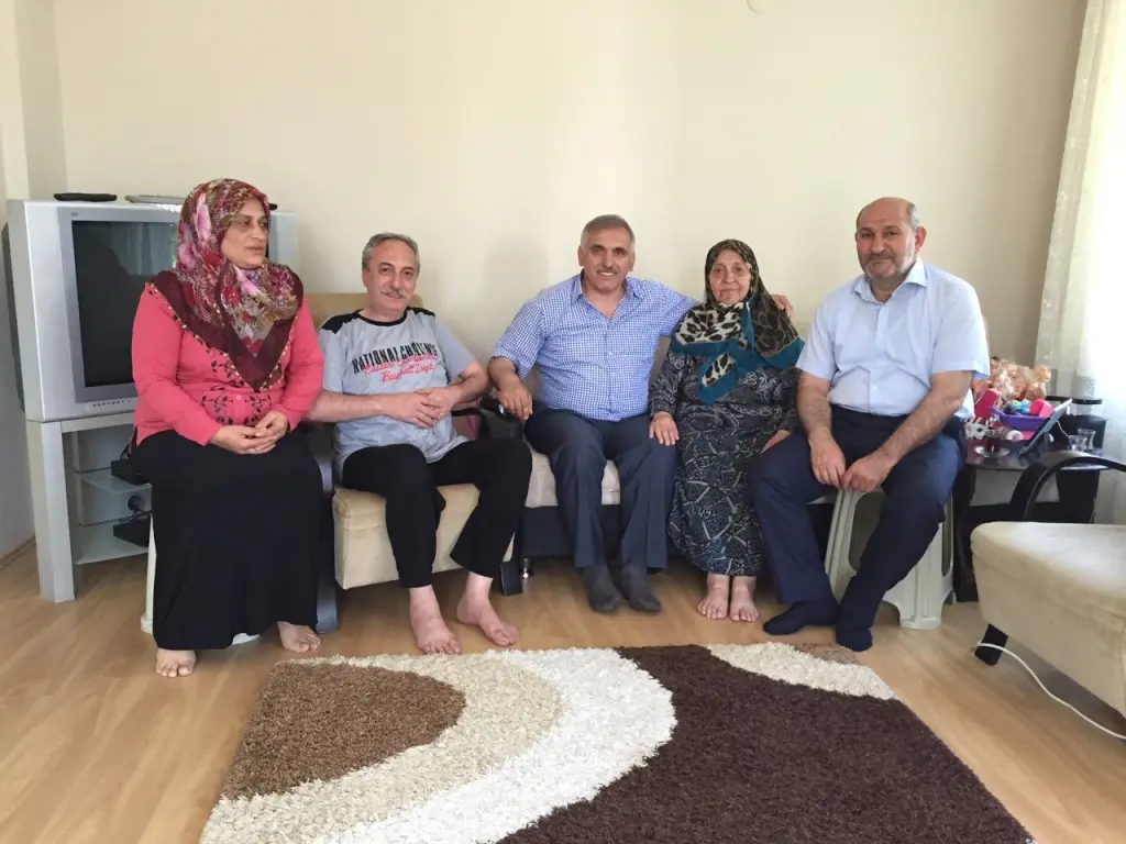 Haber: Püsküllü ve İnci’den Hasta ziyaretleri - Öne Çıkan